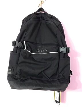 Oakley Blackout 23L Utility Backpack FOS900549